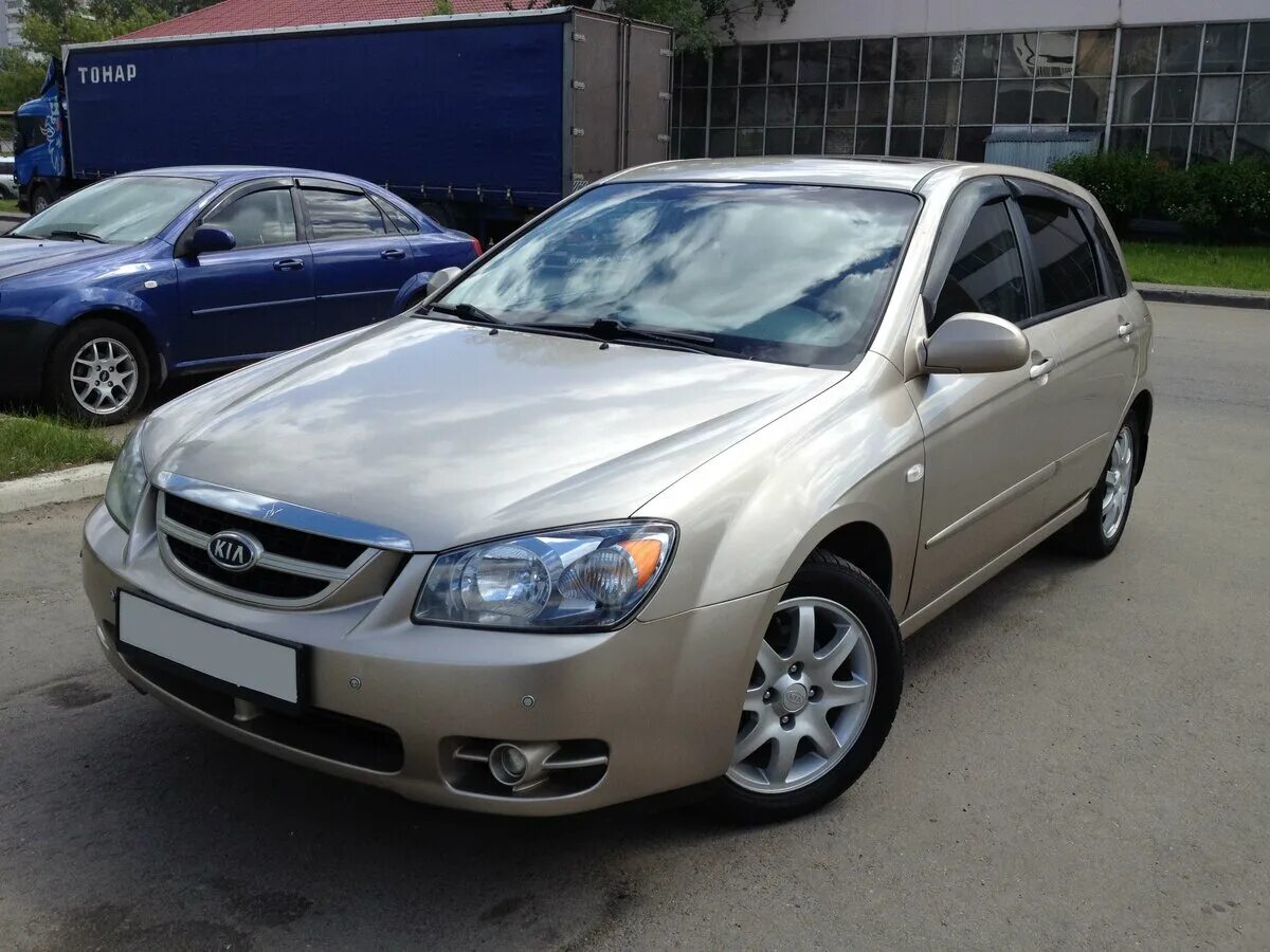 Киа Серато 2006. Kia Cerato, 2006 г. в.,. Kia Cerato 2006 хэтчбек. Киа Церато универсал 2006. Kia cerato 2006 года