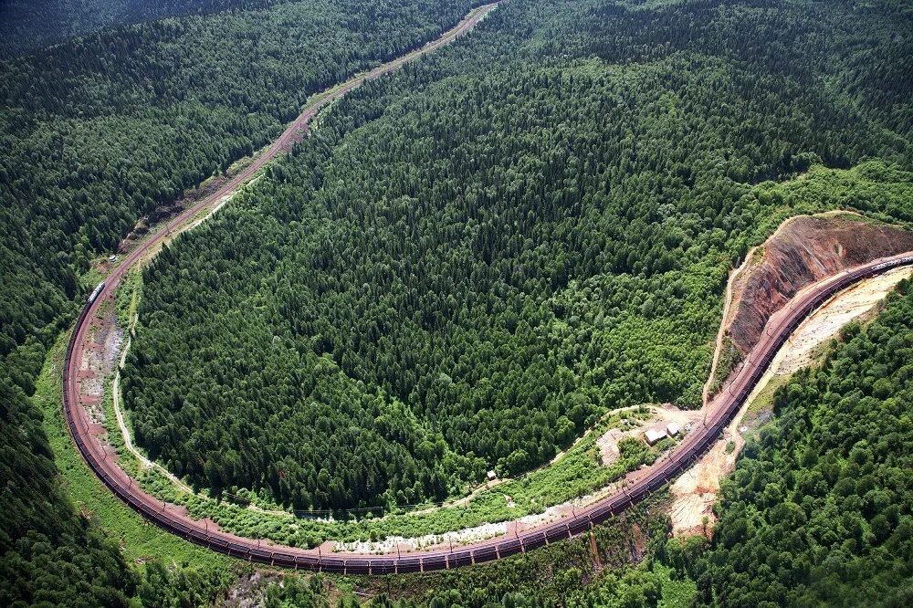 Самый крутой подъем дороги в мире. Мост в мацуэ япония. Самый крутой подъём дороги. Самый крутой подъем. Самый крутой: пилатусбан, швейцария.