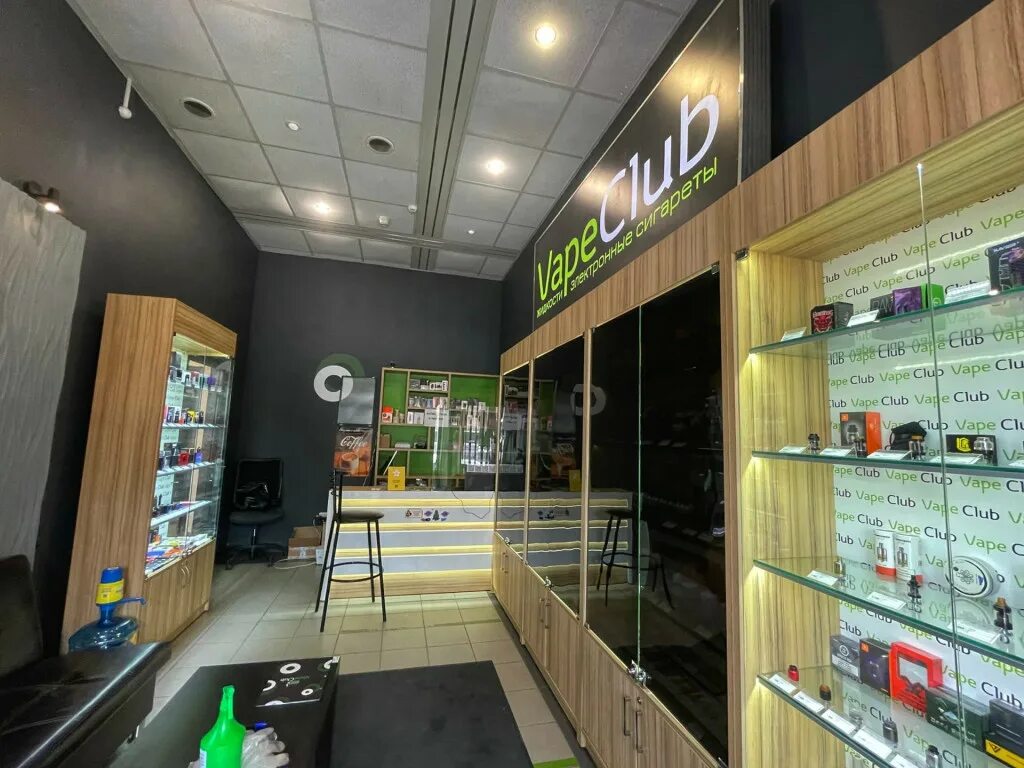 Вейп клаб. Vape shop интерьер. Вэйп клуб. Шарашкина контора вэйп шоп.