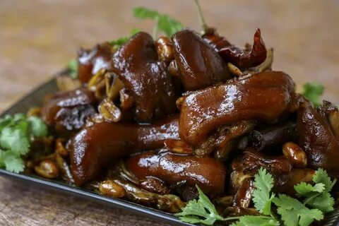 Как приготовить свиные ножки