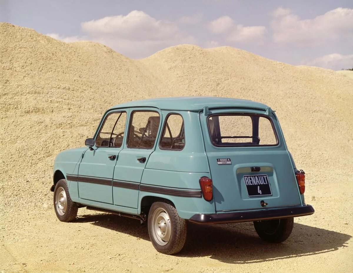 Renault 4 1962. Рено 4*2. Renault 4 1984. Renault 4 gtl. Рено 4*2.