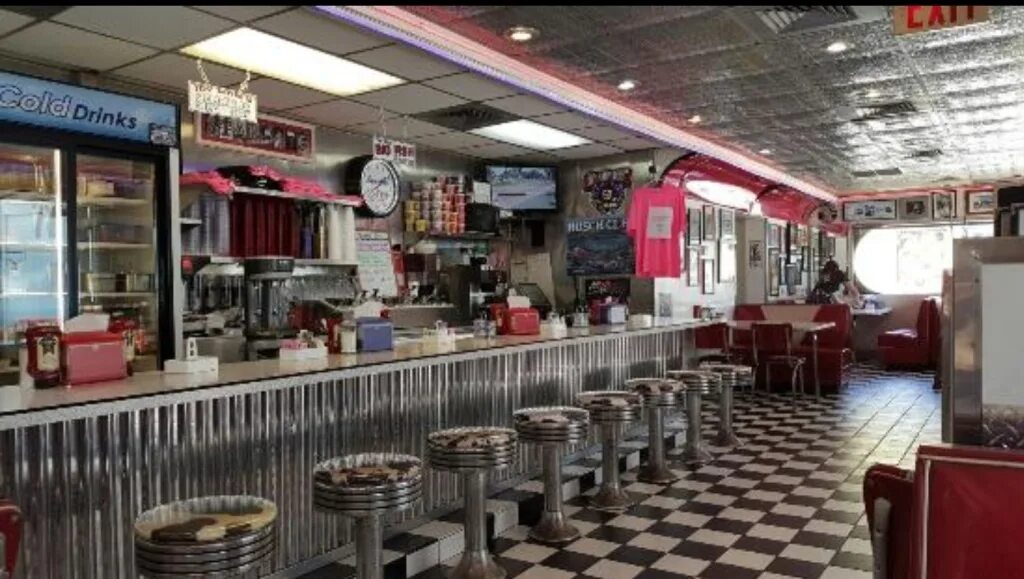 Starlite diner. Старлайт дайнер. старлайт динер октябрьская. starlite diner в сша. американский дайнер старлайт москва.