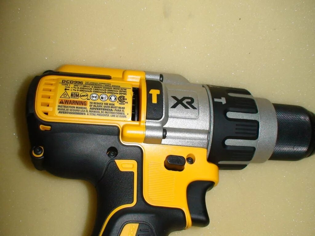 Шуруповерт для ледобура девольт. Dewalt dcd996p2. шуруповерт dcd996p2 dewalt. dewalt dcd991x1. дрель dcd 996.