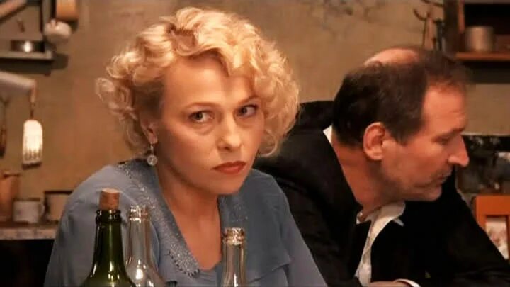 Декольте Анны Легчиловой – Манна Небесная (2011)