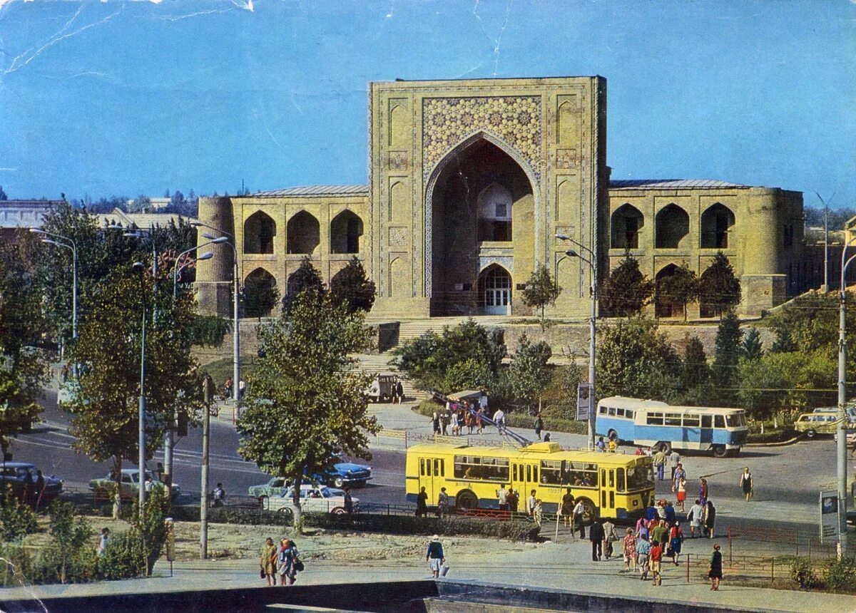Ташкент ссср. Ташкент улица правды востока. Ташкент 1980. Ташкент 1950 год. Ташкент 1950 год.