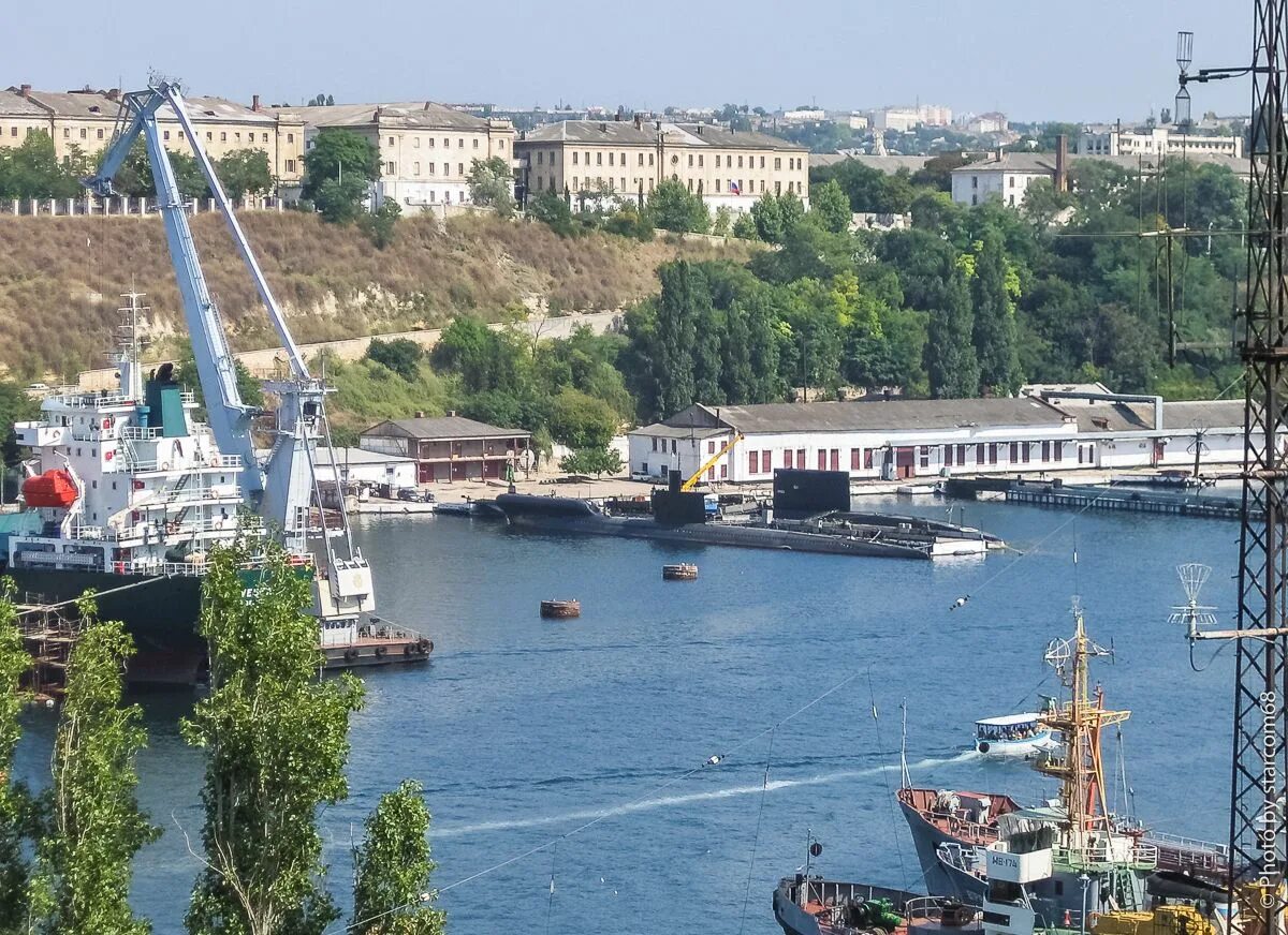 Парк набережной примирения севастополь. Куда поехать в севастополе погулять. Севастополь где работать. Севастополь где работать. Севастополь коллаж.