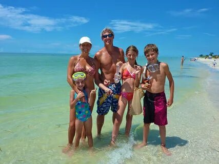 World nudism photo