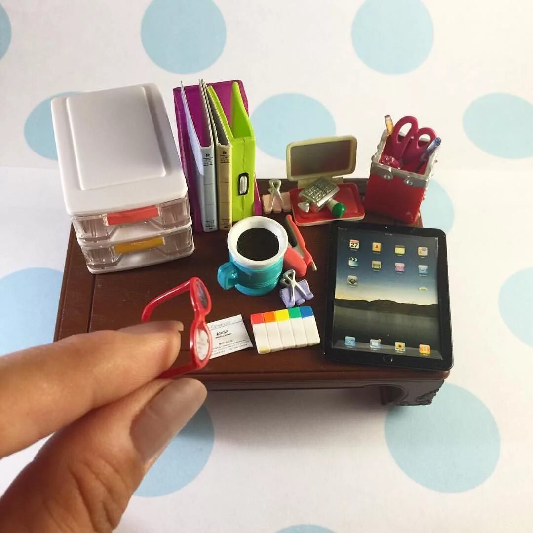 Румбокс robotime dg105 кухня. Миниатюрные штучки для кукол. Мини предметы. Миниатюрные штучки. Мини предметы.