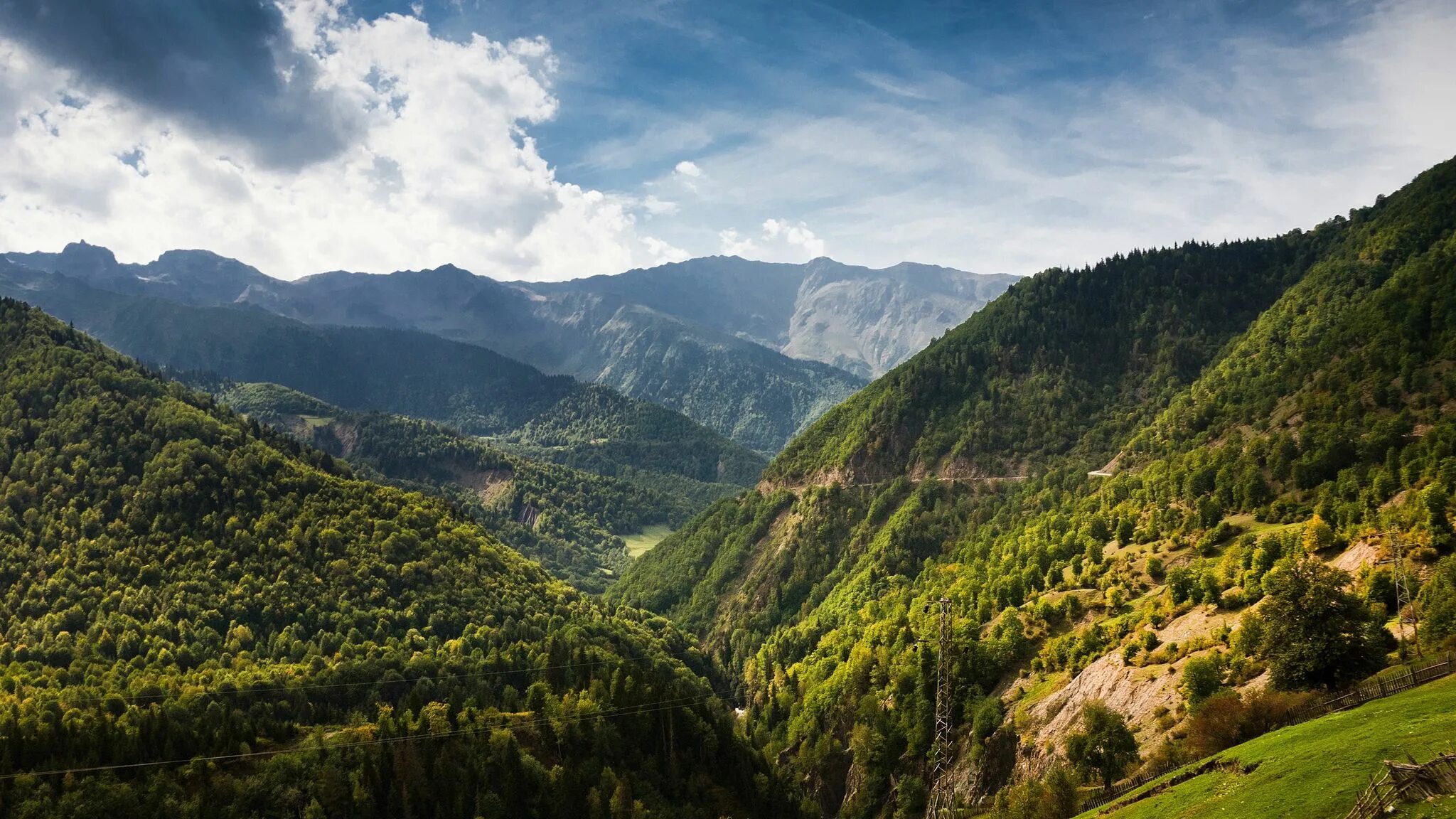 Лес северного кавказа. Ущелье Мачахела. Мачахела Грузия. Армения дудук горы. Горная Аджария Грузия.