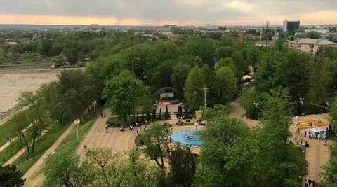 В городском парке имеется пять