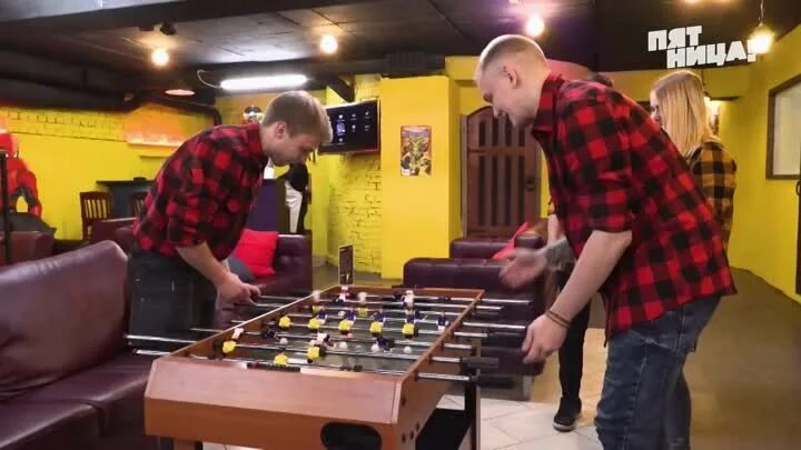 Тризет кафе спб. На ножах с ивлевым санкт петербург. Санкт петербург два хвоста после ивлева. Кафе два хвоста санкт-петербург. Санкт петербург два хвоста после ивлева.