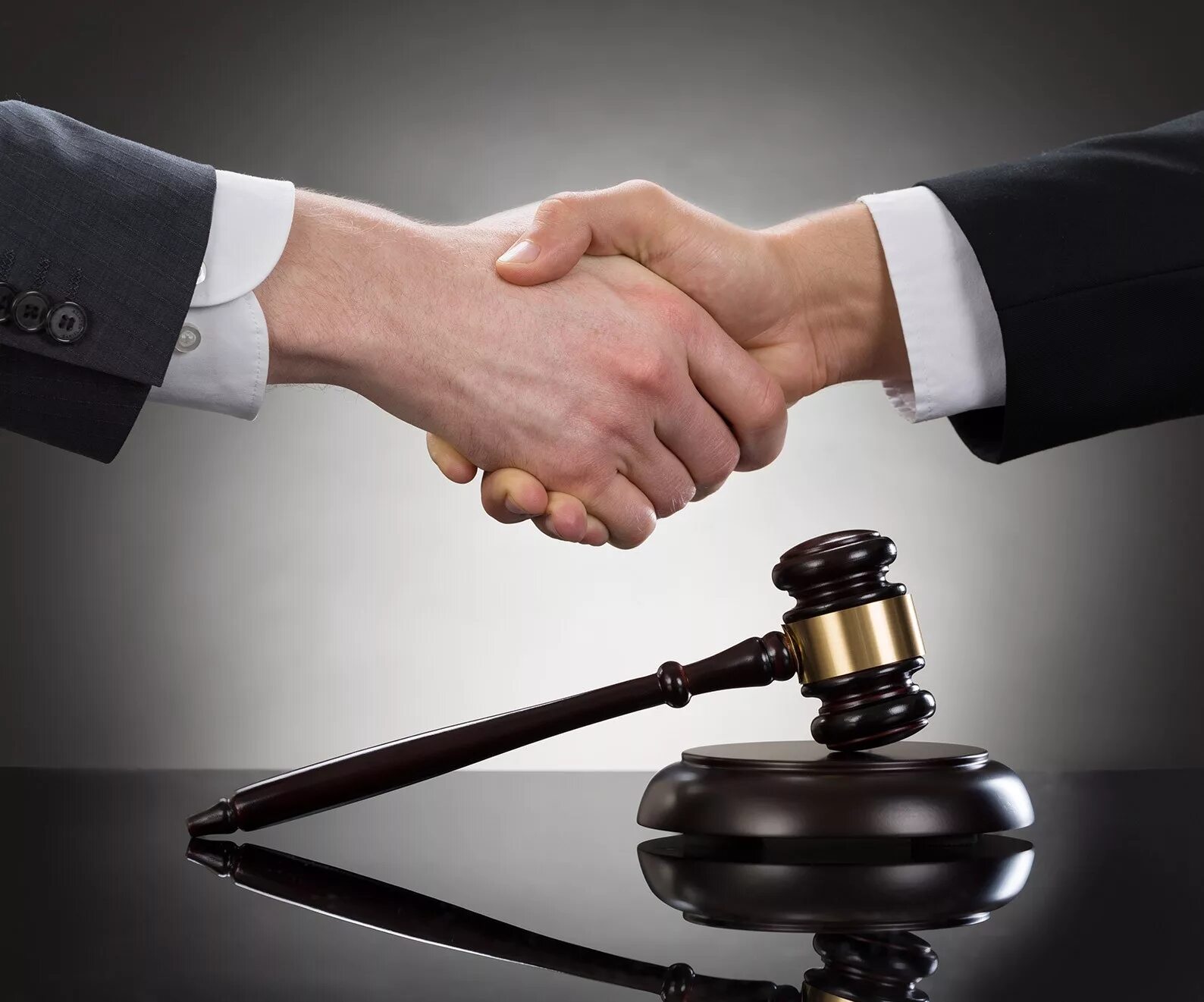 Юридические услуги. Правовые отношения понятие. Содержание корпоративных правоотношений. Юрист в суде. Гражданское право.