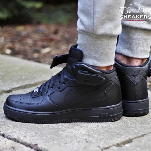 Nike Air Force 1 черные. Nike Air Force 1 Mid Black. Nike Air Force 1 Black мужские. Кроссовки Nike Air force1 Mid. Найк форс 1 черные