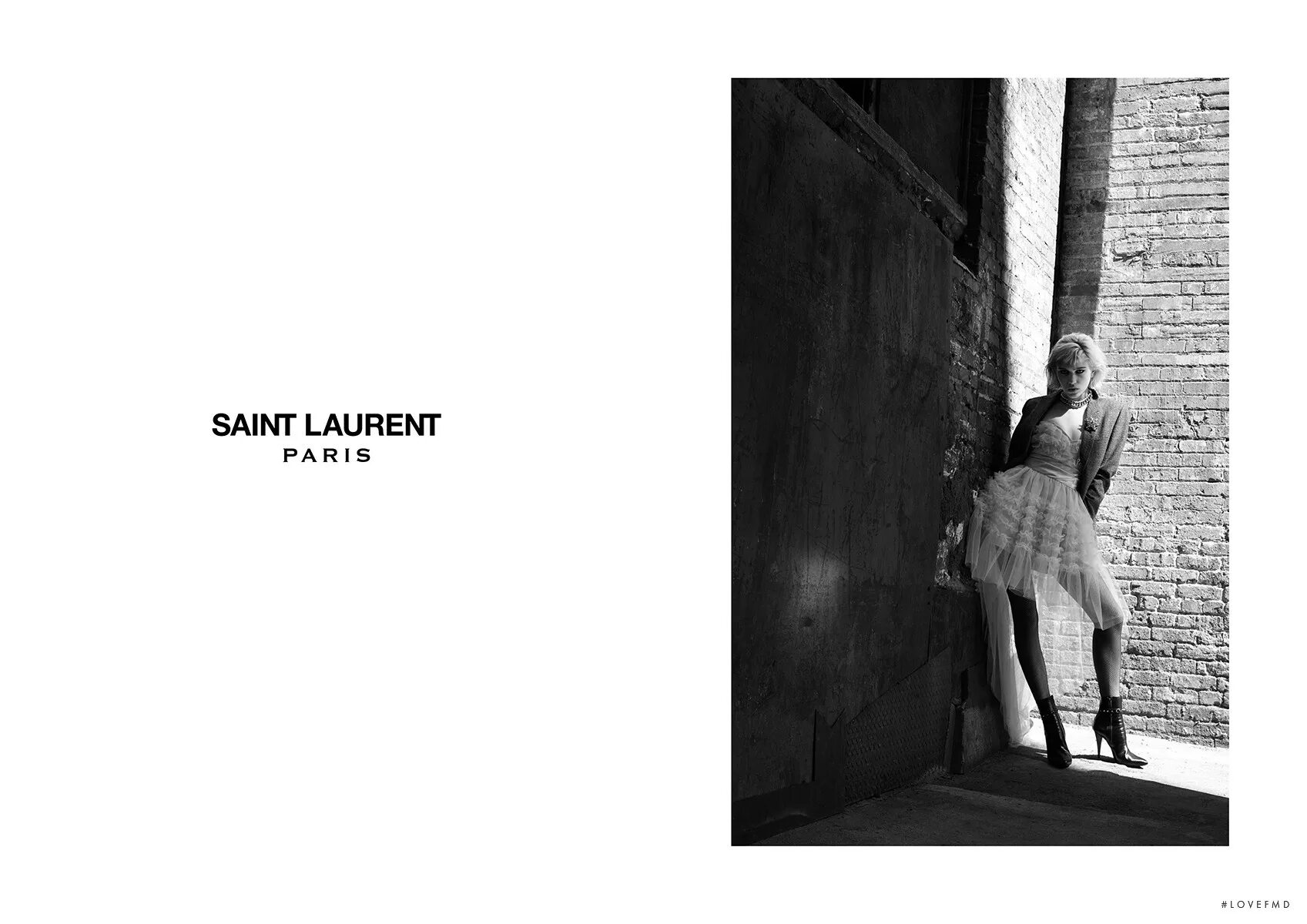 Сен лоран платина. Saint Laurent Paris обложки. Сен Лоран Париж обложка. Рекламная компания Ив сен Лоран.