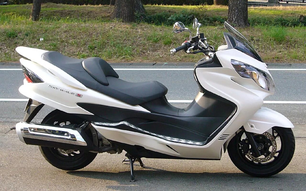 Suzuki Skywave 250 Type s. Suzuki Skywave 250. Suzuki Burgman (Skywave) 250. Макси скутер Сузуки Скайвэй 250. Скайвэй 650