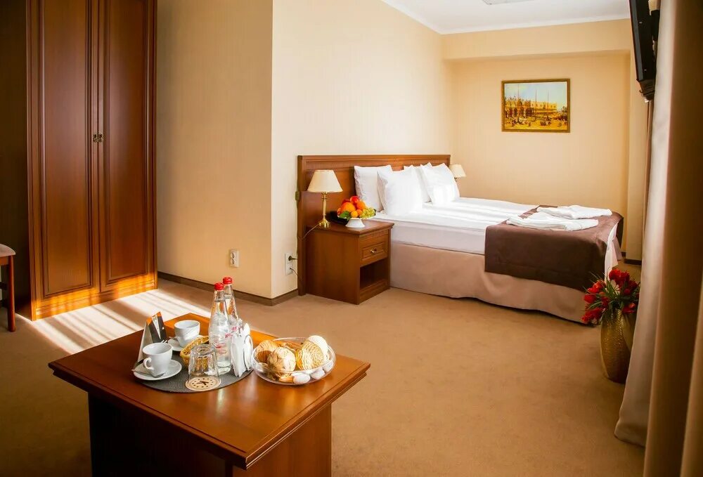 Сайт гостиницы континент ставрополь. Сайт гостиницы континент ставрополь. Гостиница континент ставрополь номера. Гостиница континент ставрополь. Бизнес отель континент ставрополь номера.