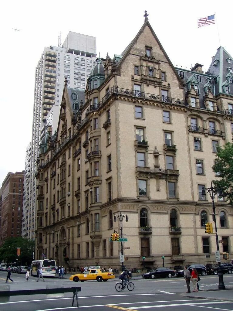 Бартоломью здание в нью йорке фото Более 250 работ на тему "Dakota Apartments New York City": стоковые фото, картин