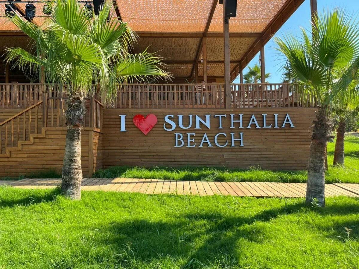 Sunthalia hotels resorts 5. Турция отель 5 Sunthalia Hotel Resort. Турция Sunthalia Hotels & Resorts 5* Чолаклы, Сиде. Santalia Hotel 5 Сиде. Alarcha Hotels Resorts 5.