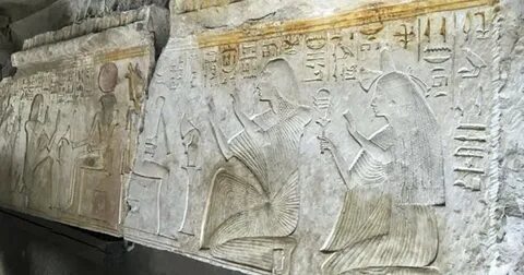 Гробница павших богов