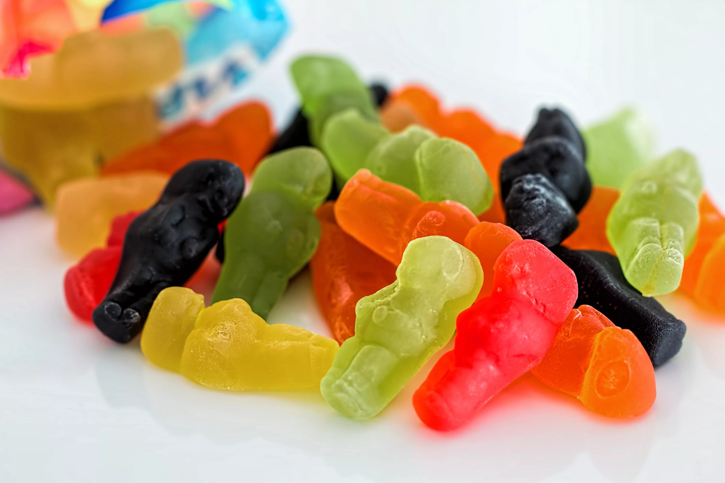 Jelly candy. Жевательный мармелад "Haribo "Джелли Бин. Сладости мармеладки. Жевательные конфеты мармелад. Желейные конфеты.