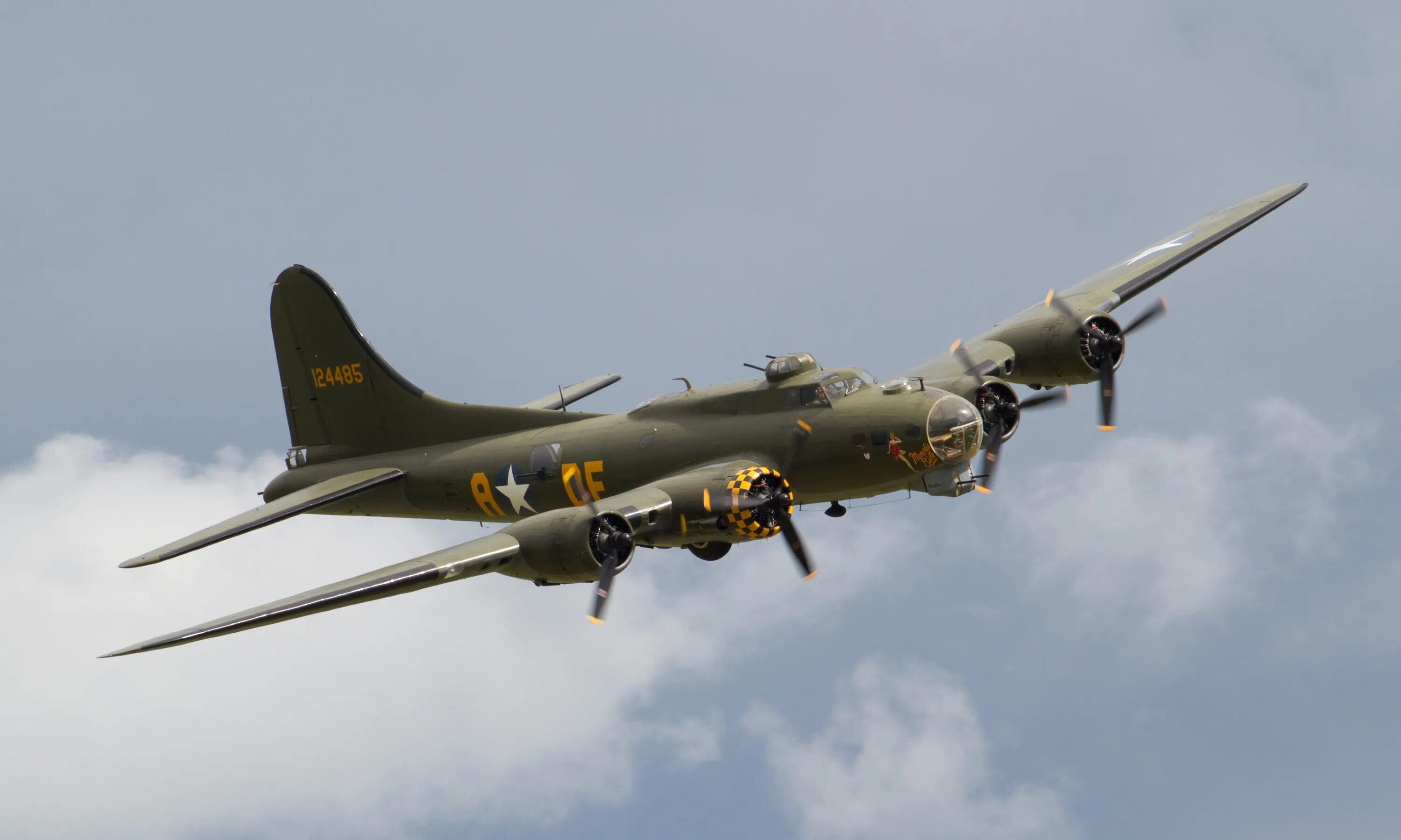 Б 17 кг. Боинг б 17. B-17 Flying Fortress. B 17 бомбардировщик. Boeing b-17 Flying Fortress.