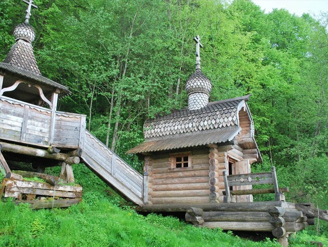 Родник веры. Родник Сергия Радонежского Гремячий ключ. Гремячий ключ Сергиев Посад. Сергиев Посад Родник Гремячий ключ. Водопад Гремячий ключ Сергиев Посад.