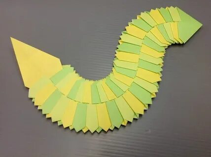 Гусеница из бумаги гармошка