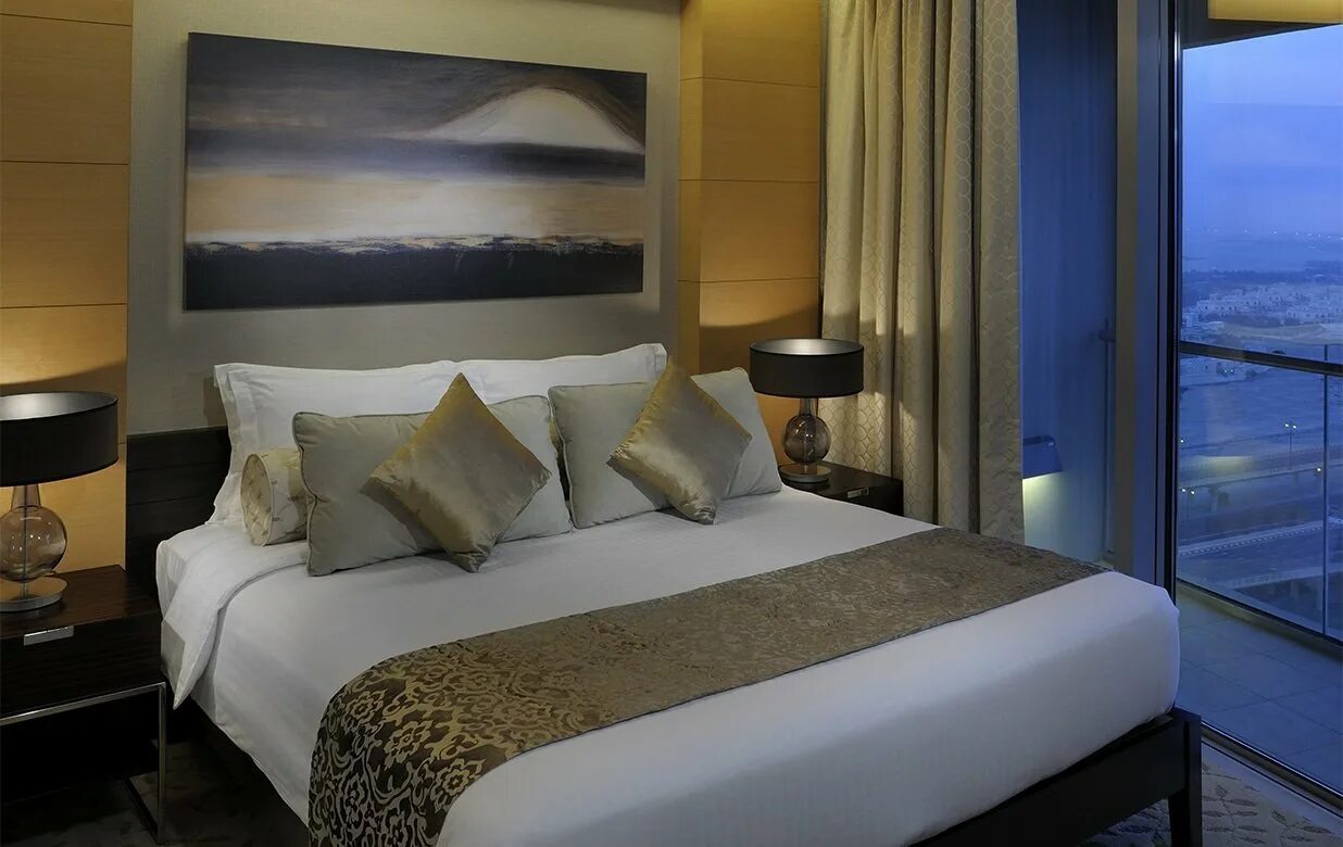 Номер дабл твин. Крайслер билдинг нью-йорк отель. Апартаменты address sky view hotel. Address dubai marina 5. Отель хилтон спб номера.