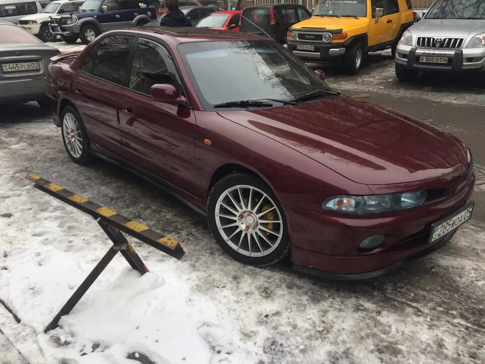Ностальгия Mitsubishi Galant (7G), 2 л, 1993 года фотография DRIVE2
