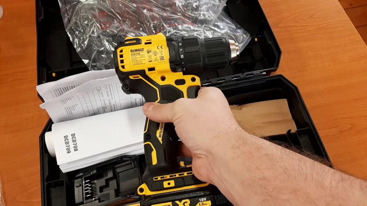 Аккумуляторная дрель шуруповерт dewalt dcd708d2t. Dewalt dcd708. шуруповерт деволт dcd 708. dewalt dcd708 18v. dewalt dcd708n, без аккумулятора.