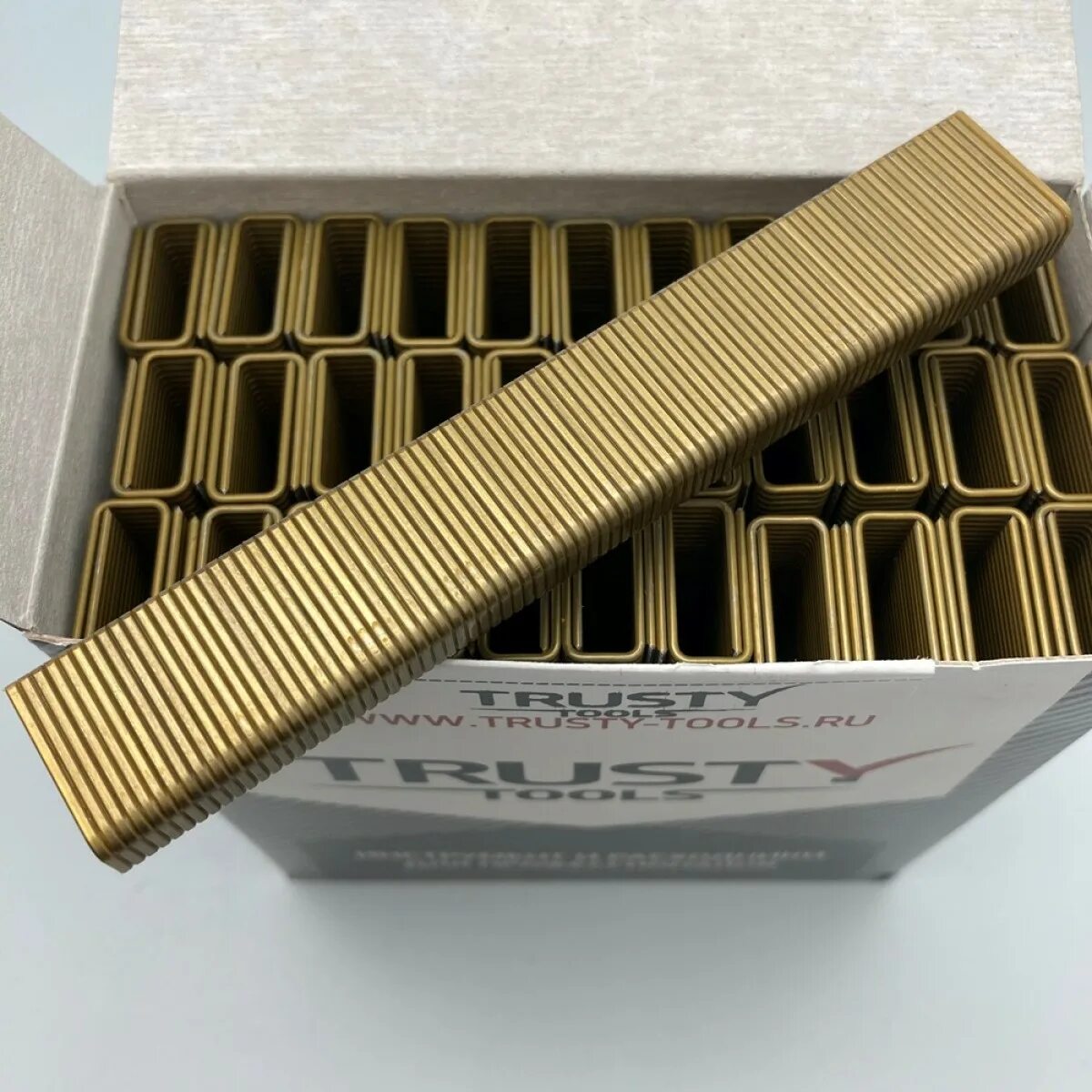 Тип 18 348484. Скобы тип 90. скобы узкие lux-tools 18 мм. скоба 92/25. скоба 92/18 беа рус.