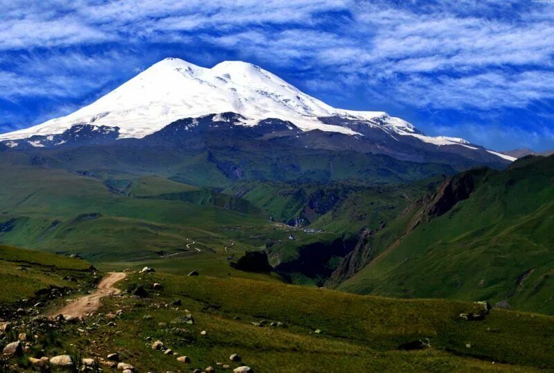 The highest mountain in europe. Эльбрус, Кабардино-Балкария. Гора Эльбрус. Поселок Эльбрус. Адыгея Эльбрус.