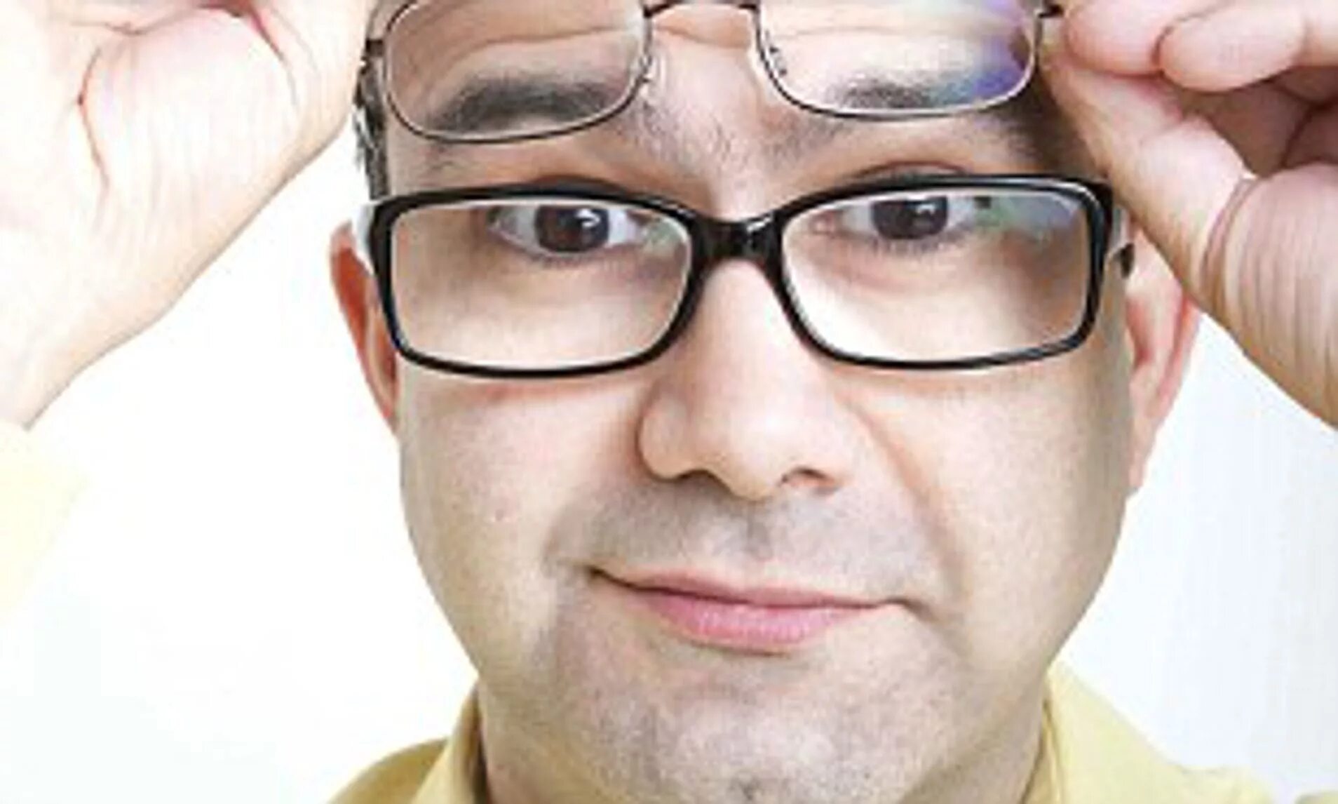 Прогрессивные линзы для очков. Прогрессивные и бифокальные линзы. Бифокальные очки. Прогрессивные линзы для очков. Оптимизированные прогрессивные линзы.