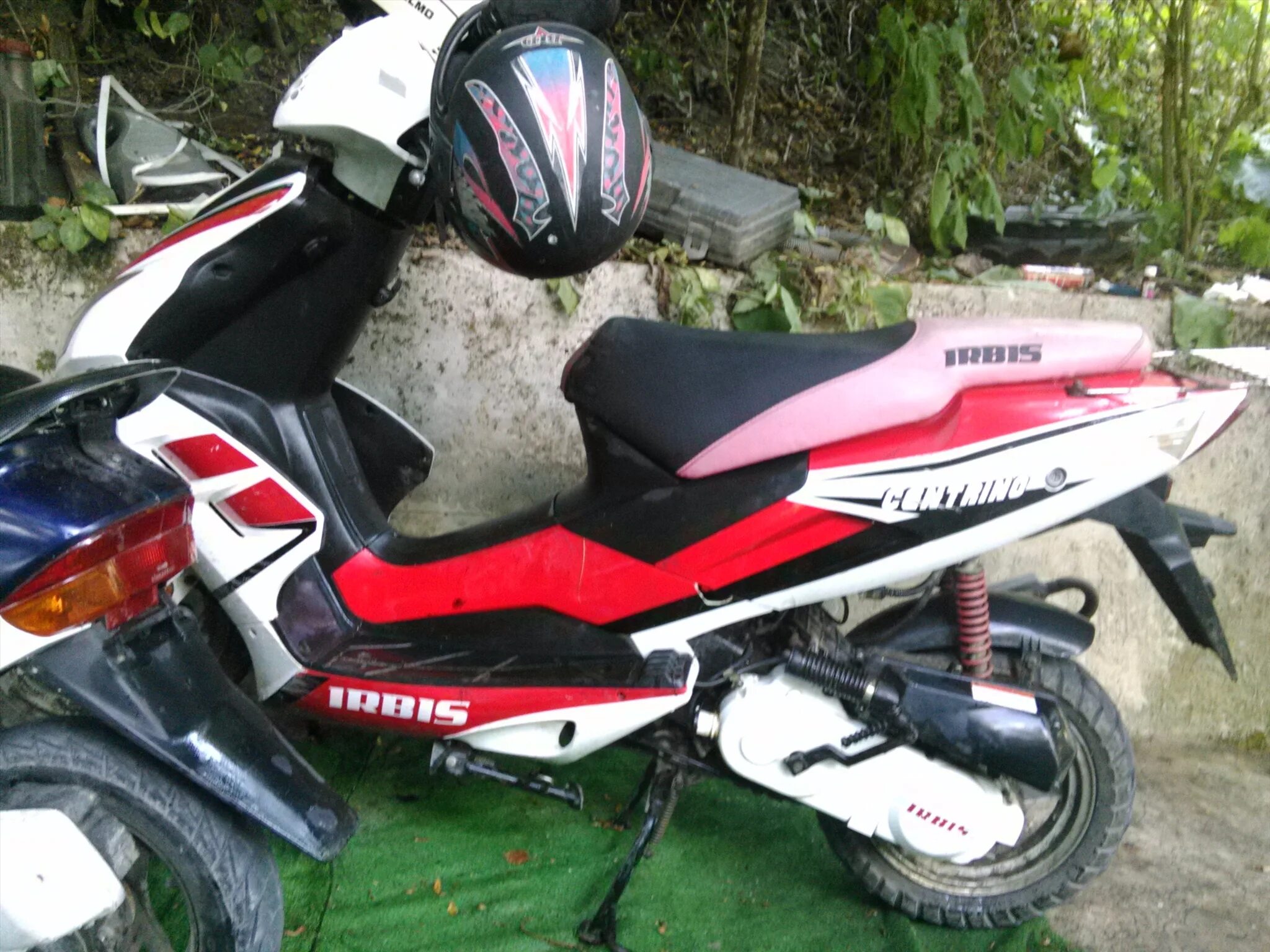 ретро мопед. аренда скутеров в сочи. аренда скутера спб. скутер сочи. ирбис центрино 150 б/у.