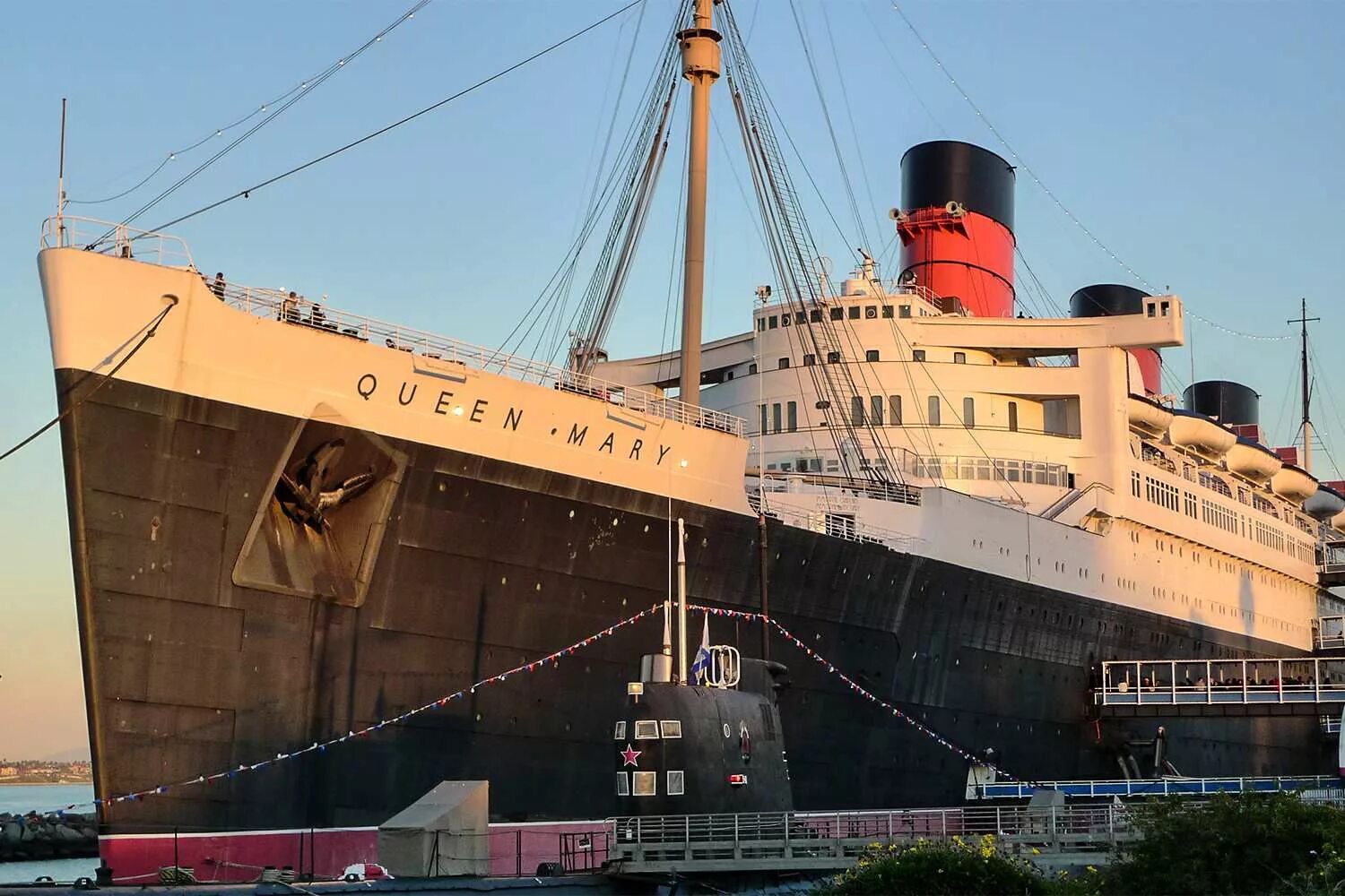 Queen Mary корабль. Queen Mary корабль призрак.