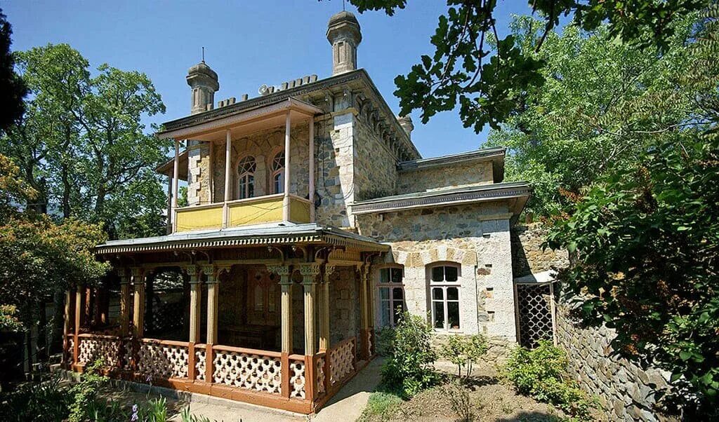 Дача бекетова. Усадьба-музей а.н. бекетова. музей усадьба бекетова в алуште. дом бекетова алушта. музей бекетова в алуште.