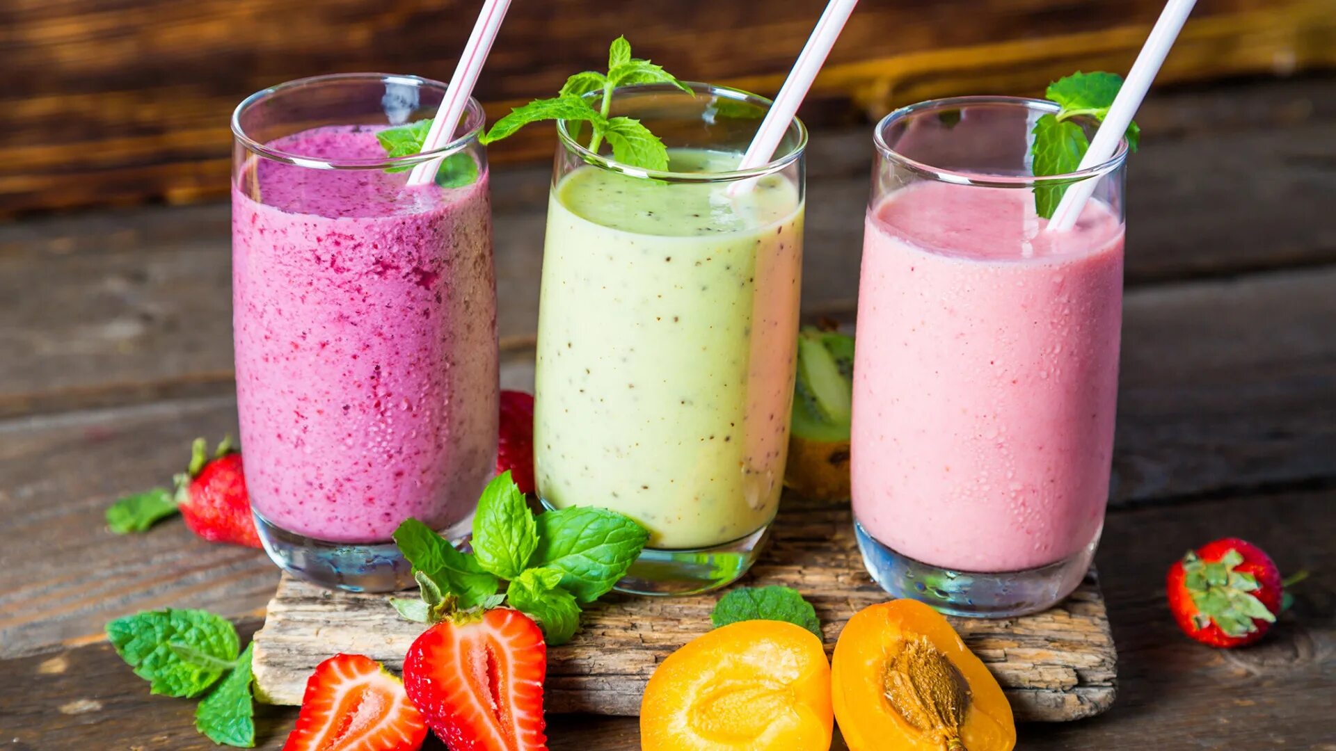 Смузи thermomix. Смузи из гуавы. Коктейль смузи. Смузи фреш. Сок из фруктов.