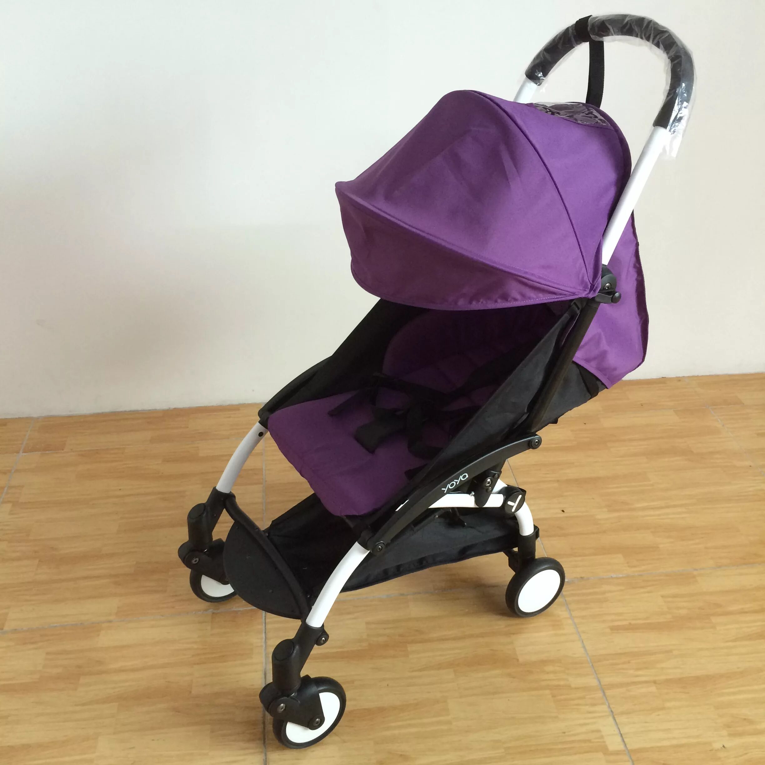 Коляска бебизен yoyo 2. Babyzen yoyo фуксия. Прогулочная коляска babyzen yoyo 2 black/aqua. Коляска yoyo baby 175. Прогулочная коляска yoyo микки маус.