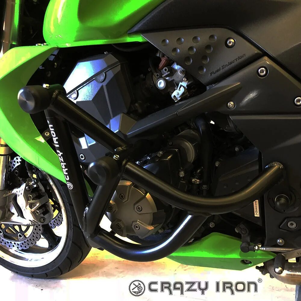 Kawasaki z250 2014. Kawasaki ninja zx6r 2006. Клетка кавасаки. Клетка на кавасаки zx9r. Kawasaki z1000 клетка.