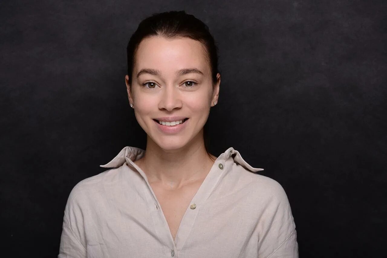 Сельский детектив ловушка для мертвеца 2020. Храмцова дарья фото. Дарья храмцова актриса. Дарью храмцову. Дарью храмцову.