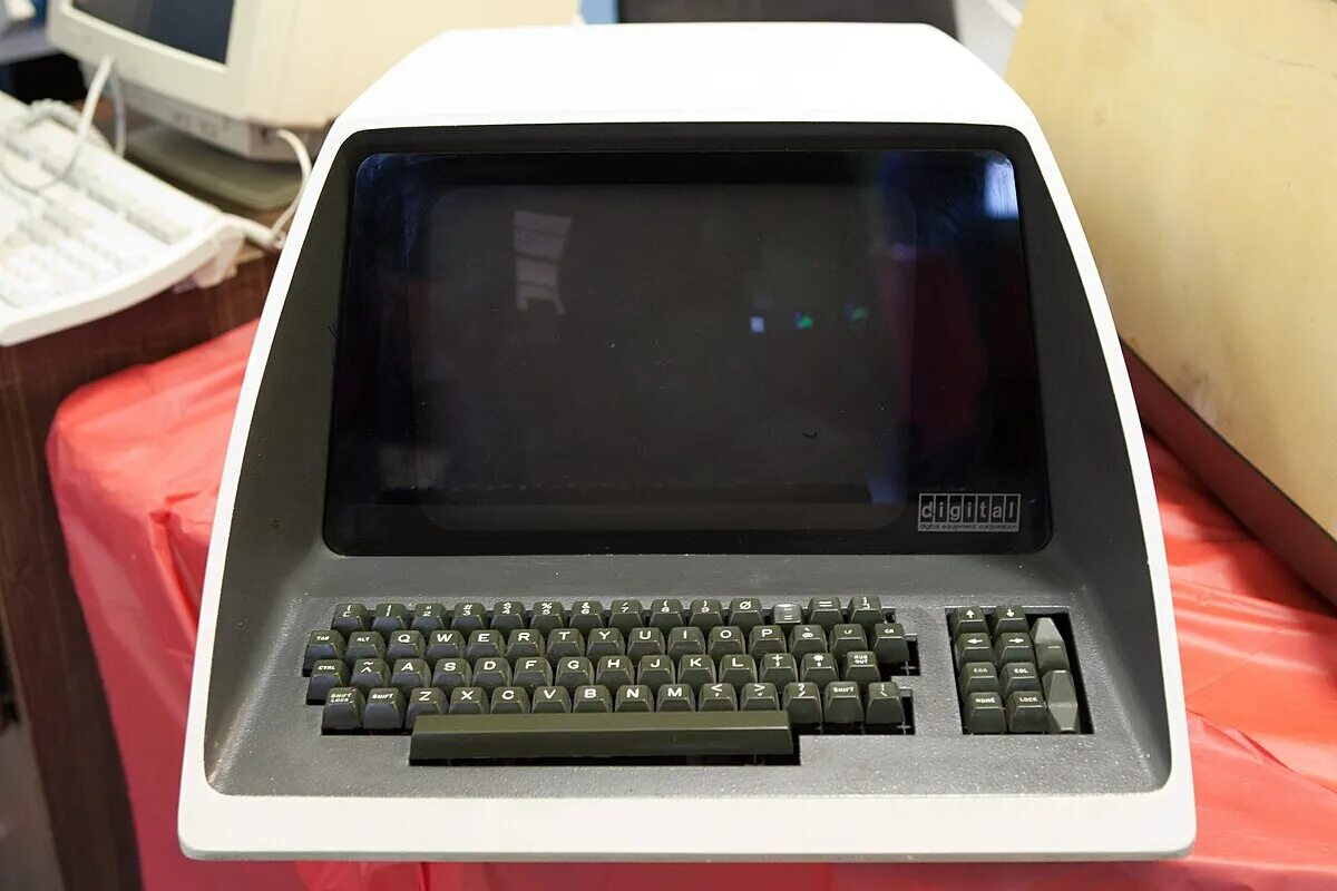 Vt100 Terminal. Dec vt100. Терминал vt1000. Видеотерминал ADM-3a.