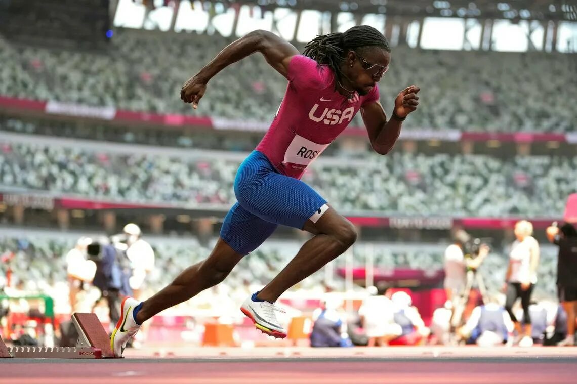 Допинг для бега. Рэндольф Росс. Олимпийские чемпионы по легкой атлетике. Чемпион по бегу. Легкая атлетика в США.