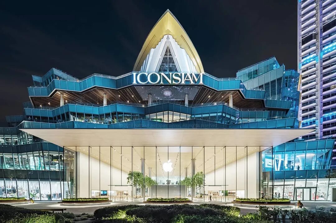 Адрес бангкок. ICONSIAM Бангкок. Icon Siam в Бангкоке. Бангкок Сиам ТЦ. Тайланд башня ICONSIAM.