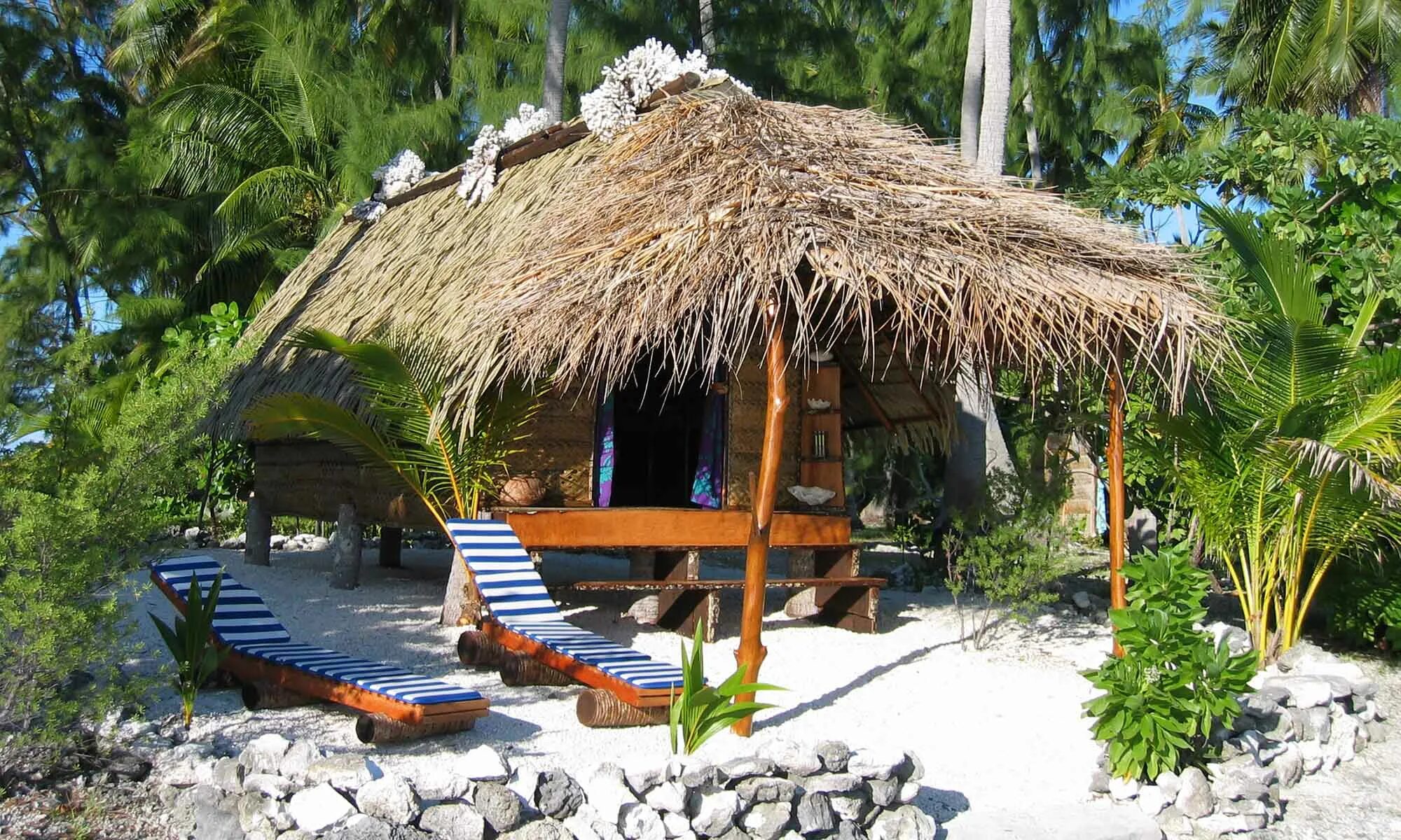 Бунгало 1. Бунгало 1. Старое кровать в бунгало внутри фото. Сакарья бунгало. Эко бунгало.