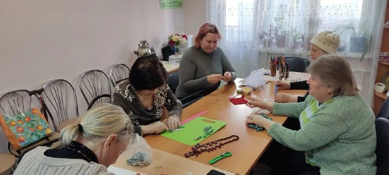 Сайт кгбу со кцсон сухобузимский. Активное долголетие картинки. Гимнастика для долголетов. Компьютерная грамотность. Ретро терапия в социальном обслуживании для пожилых.