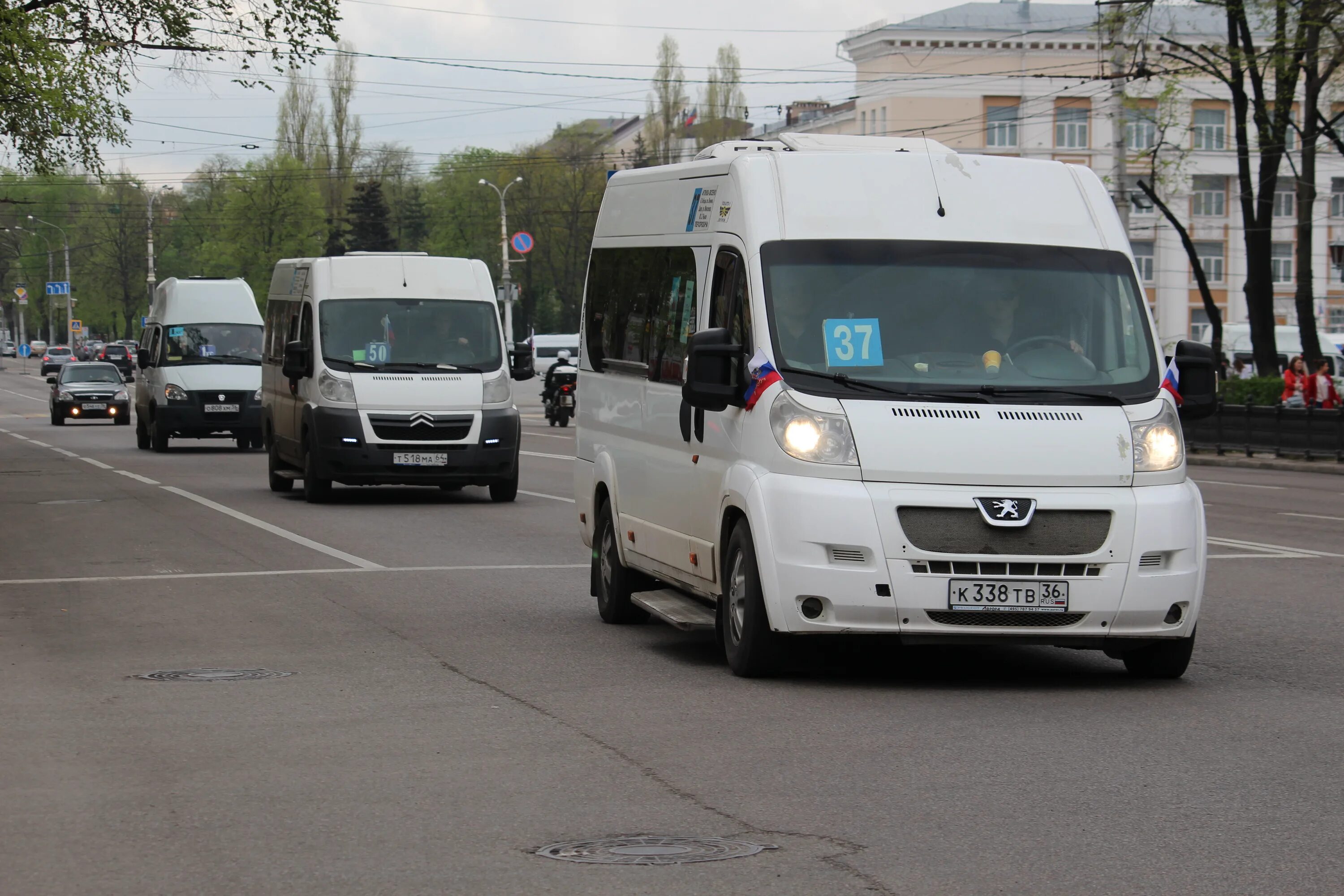 37 маршрутка воронеж. 37 Маршрут Воронеж. Маршрутка. Автобус Воронеж. Маршрутки Воронеж.