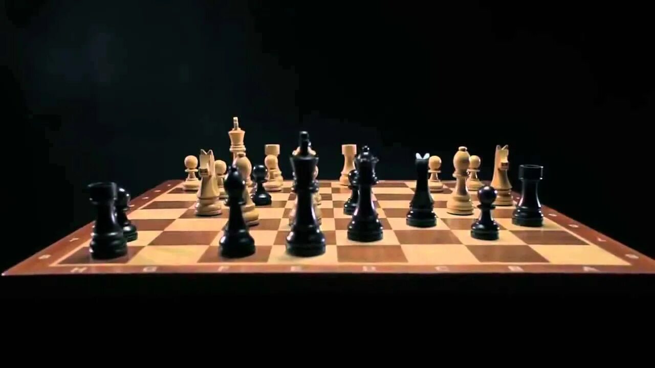 Про шахматы и жизнь видео. Шахматы видео. Автоматизированная шахматная доска. Шахматные ролики. Шахматная школа марата сулейманова.