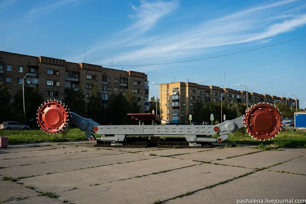 Цветы инта. Город Инта Республика Коми. Инта достопримечательности города. Достопримечательности Инты Республики Коми. Инта арка.