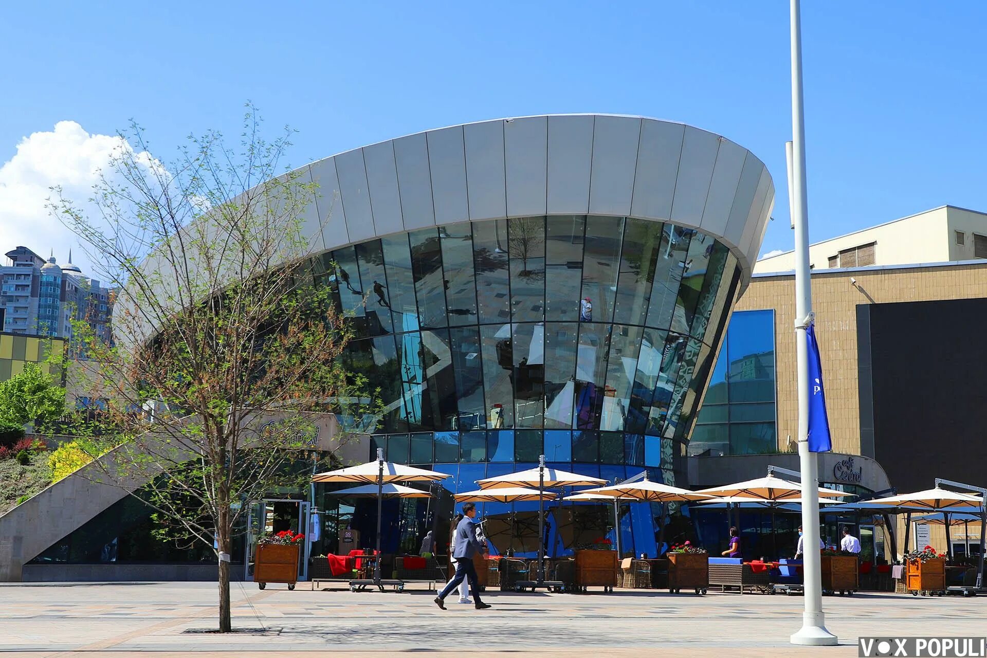 Аль-фараби, 38. Алматы здания. Стеклянный город нурлы-тау алматы. Здания алматы. Телецентр алматы.