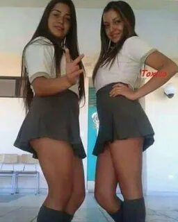 Tags. #colegialas piernas. 